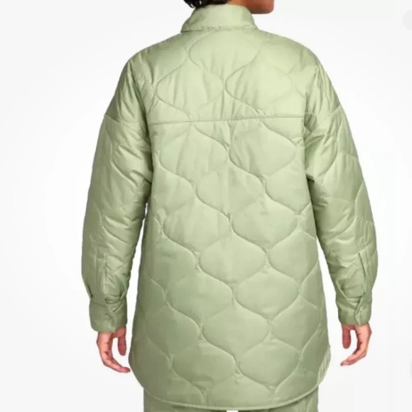 Nike Oversized Quilted Coat NWT - Picture 2 of 15